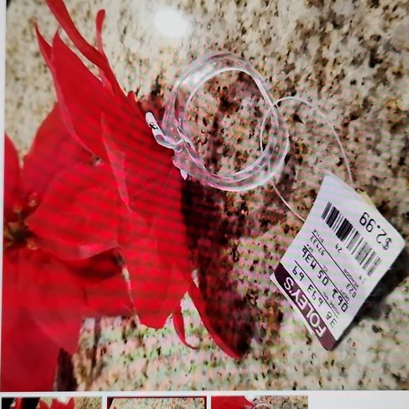 Poinsetta napkin rings (8) - Picture 2 of 3